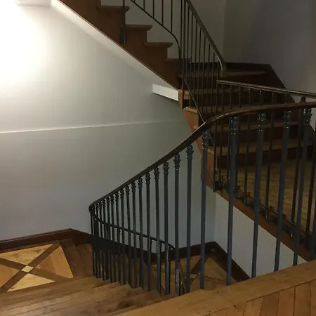 Sur Cour Au Coeur De Appartement