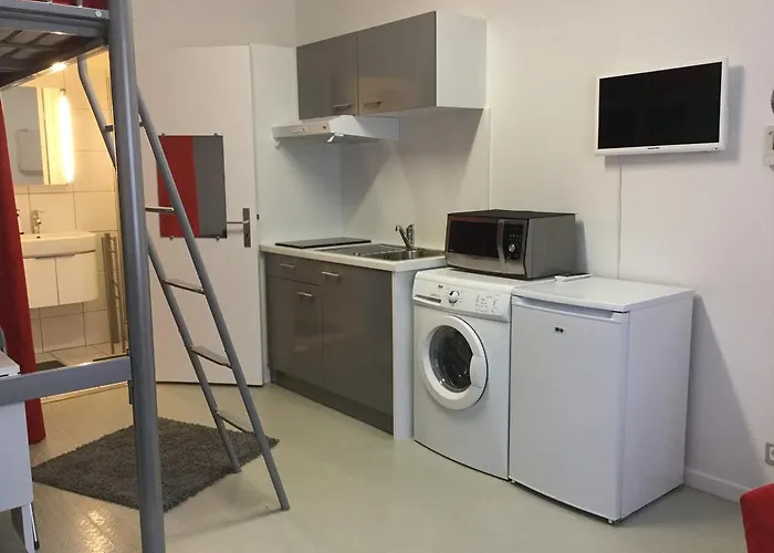 Studio Sur Cour Au Coeur De * Кольмар